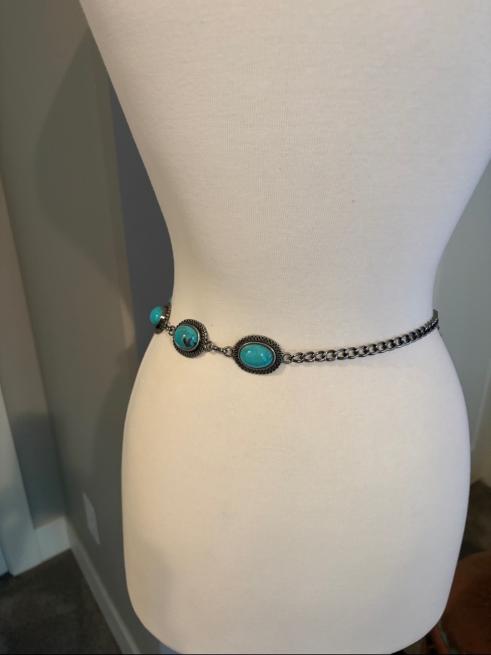 Turquoise Stone and silver Oval Link Waist Belt - - Picture 2 of 6
